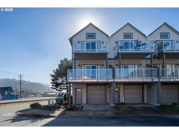 Rockaway Beach, OR 97136,108 N 3RD AVE