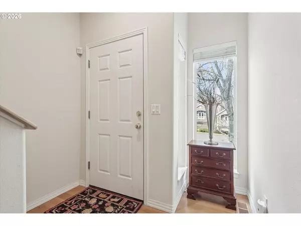 West Linn, OR 97068,3060 CLUB HOUSE CT