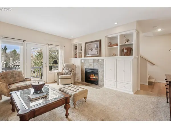 3060 CLUB HOUSE CT, West Linn, OR 97068