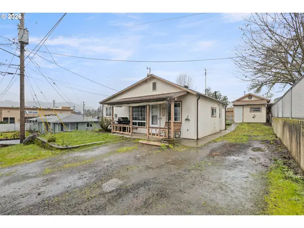 Roseburg, OR 97471,1718 NW CROUCH ST