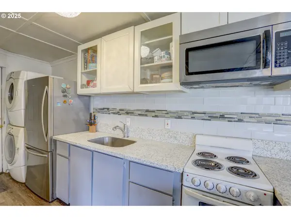 23508 NW SAINT HELENS RD #S16, Portland, OR 97231