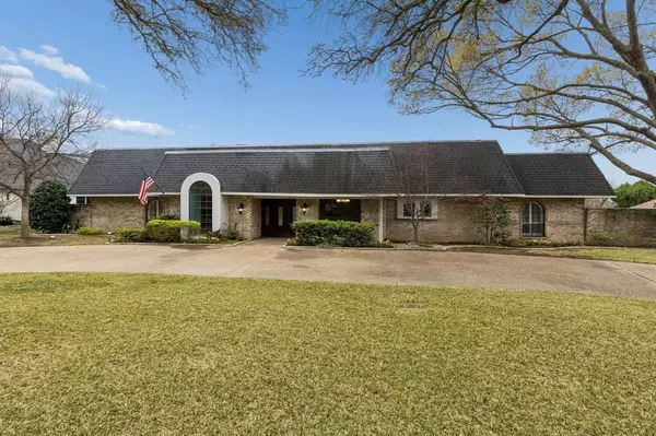 Dallas, TX 75254,6218 Stonehill Drive