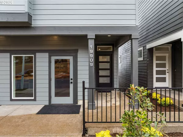 Beaverton, OR 97007,19836 SW Lou LN #L-22