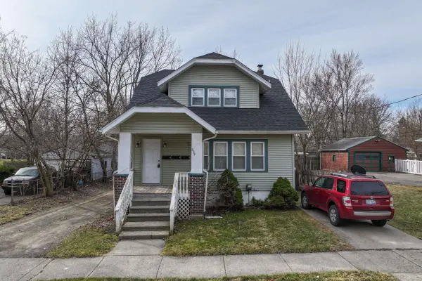 829 Clinton ST,  Flint,  MI 48507