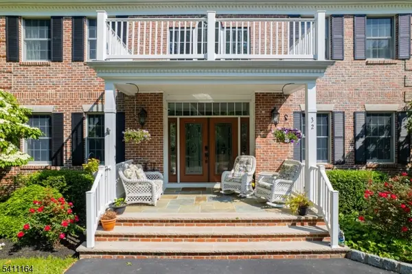 32 Four Bridges Rd, Chester Twp., NJ 07930