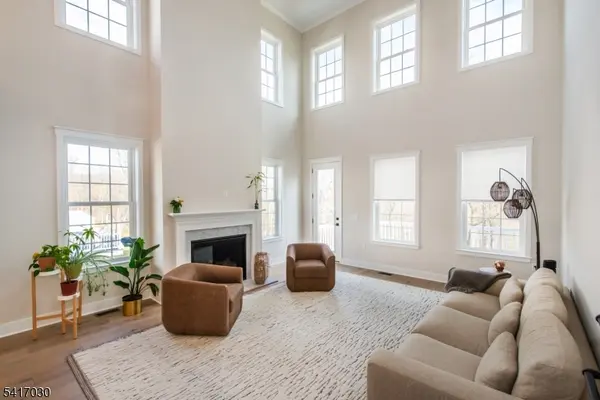 37 Hillandale Dr, Mendham Twp., NJ 07931