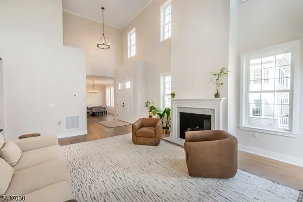 37 Hillandale Dr, Mendham Twp., NJ 07931