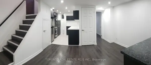 88 Harris AVE #Lower, Toronto E02, ON M4C 1P6