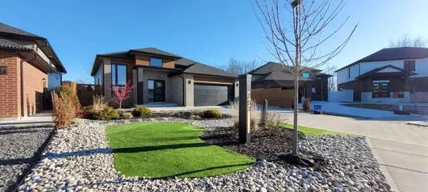 257 Robinson AVE, Essex, ON N8M 0A8