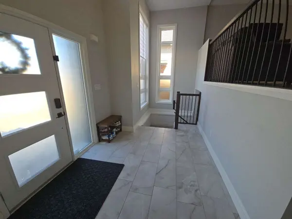 257 Robinson AVE, Essex, ON N8M 0A8