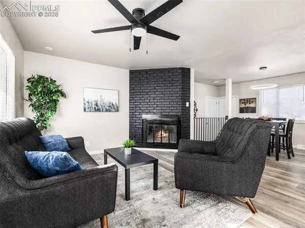 3713 Lancaster DR, Pueblo, CO 81005