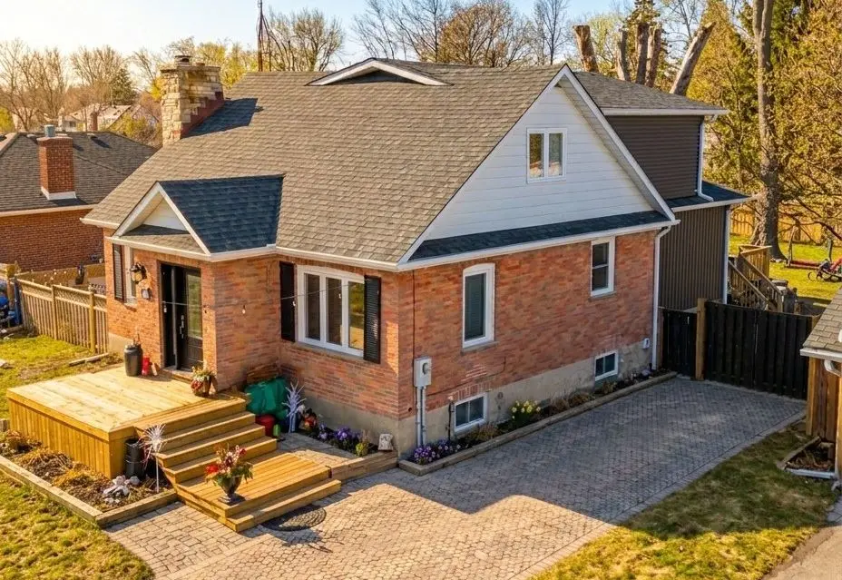 20 Elgin ST, Halton Hills, ON L7G 3M3