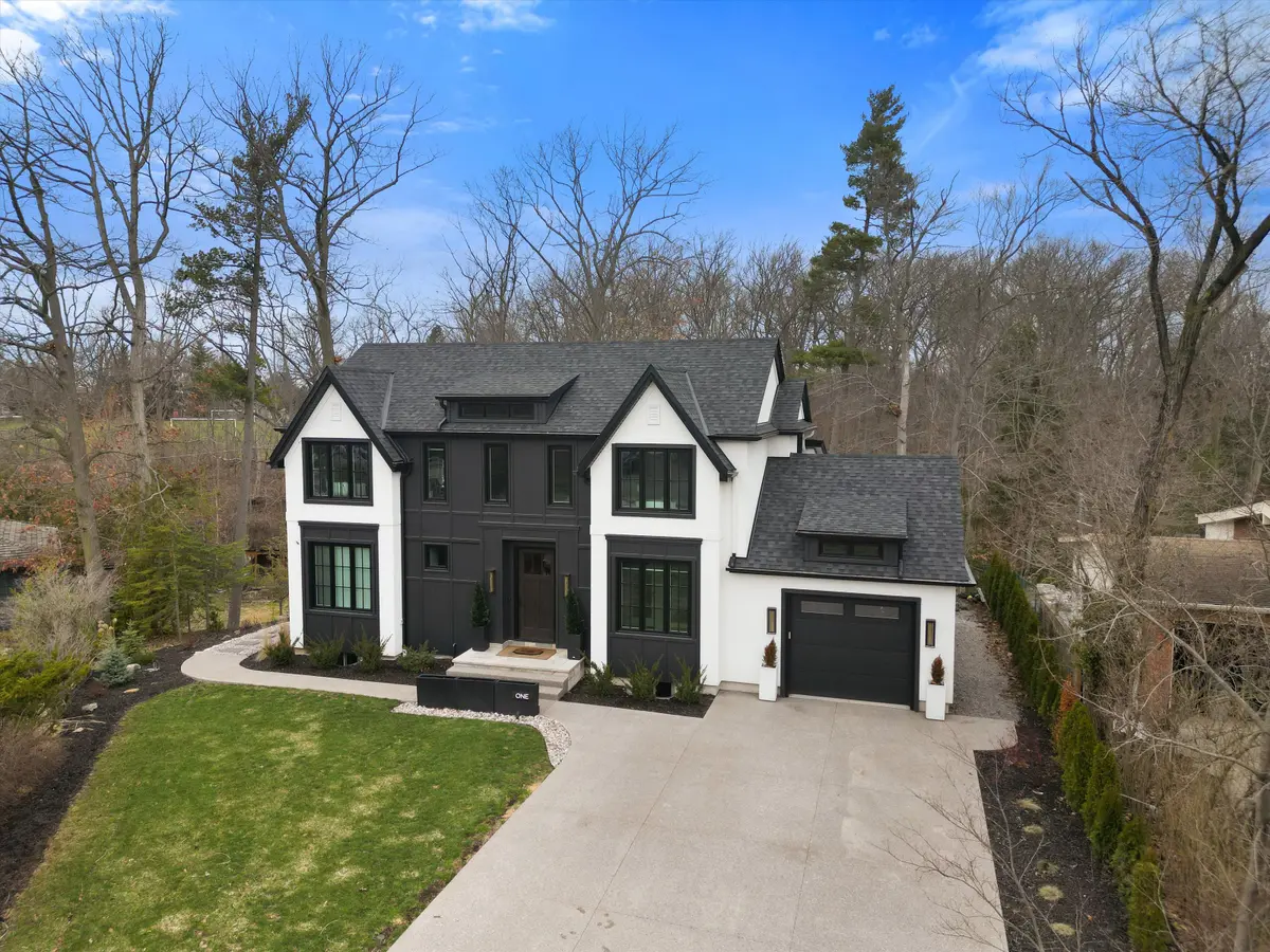 1 Briarfield CRES, St. Catharines, ON L2T 3T4