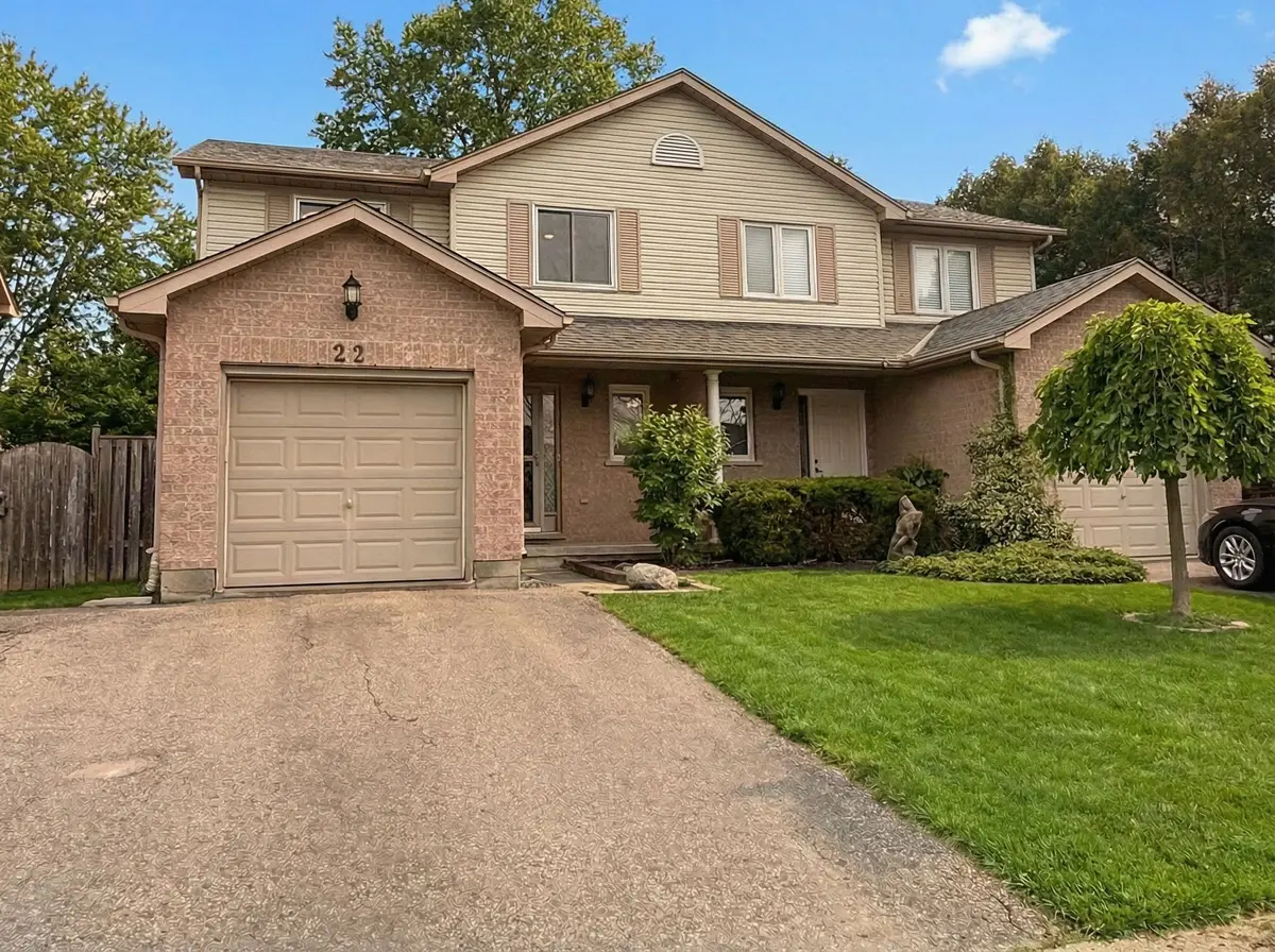22 Tanoak DR, London North, ON N6G 4Z9