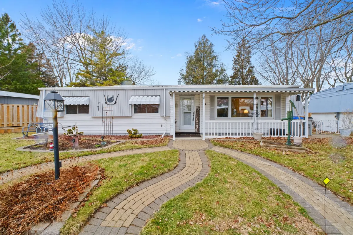 13 Cypress Point CRES, South Huron, ON N0M 1T0