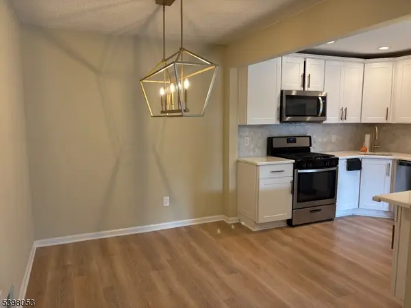 861 Juniper Way, Mahwah Twp., NJ 07430