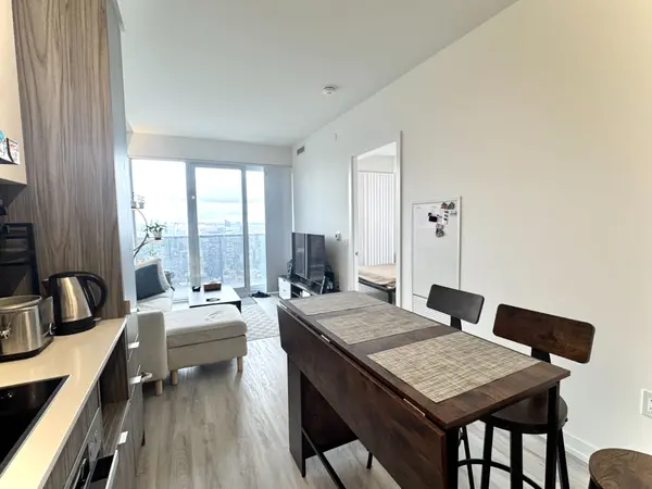 55 Cooper ST #7102, Toronto C08, ON M5E 0G1