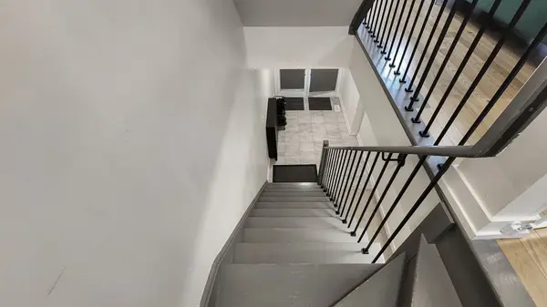 2508 Castlegate XING, Pickering, ON L1X 0H8