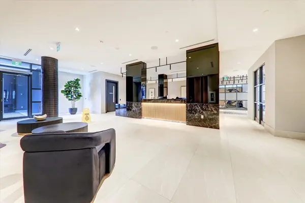 2545 Simcoe ST N #1402, Oshawa, ON L1L 0W3