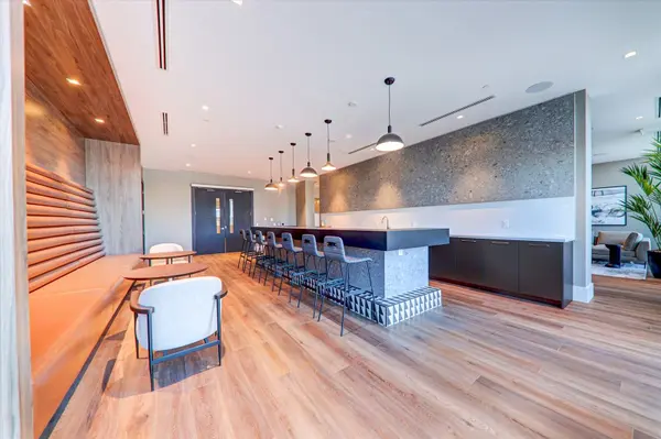 2545 Simcoe ST N #1402, Oshawa, ON L1L 0W3