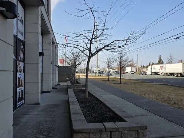 12 Woodstream BLVD #4, Vaughan, ON L4L 8C3