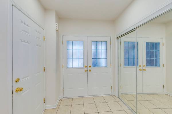 15 Eagle Trace DR, Brampton, ON L6R 0M3