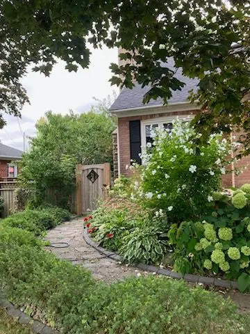 20 Elgin ST, Halton Hills, ON L7G 3M3