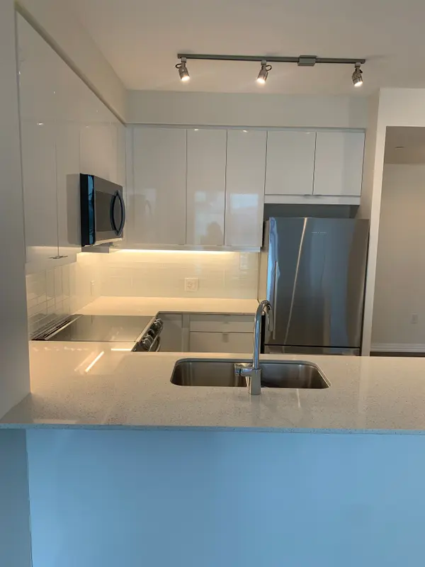 50 Thomas Riley RD #1310, Toronto W08, ON M9B 0C5