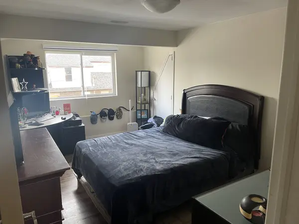 563 Woolwich ST #1, Guelph, ON N1H 3Y4