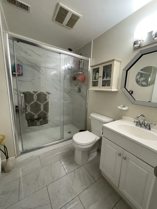 563 Woolwich ST #1, Guelph, ON N1H 3Y4