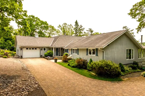 164A Deans Island RD, Rideau Lakes, ON K0G 1E0