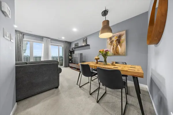 232 Shanly Private, Barrhaven, ON K2J 5X6