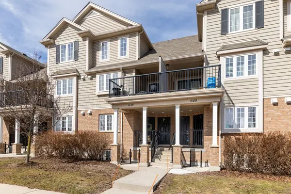 638 Woodlawn RD E #B, Guelph, ON N1E 0K4