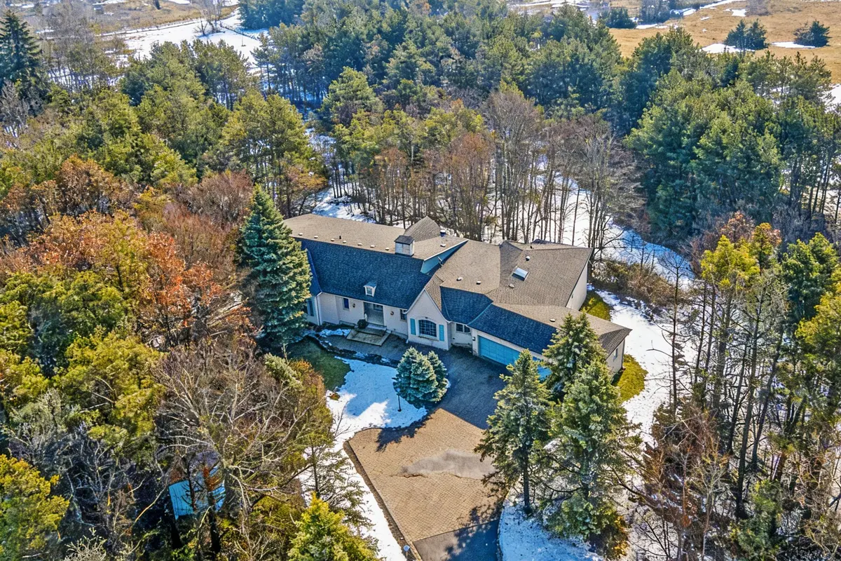 18381 McCowan RD, East Gwillimbury, ON L0G 1M0