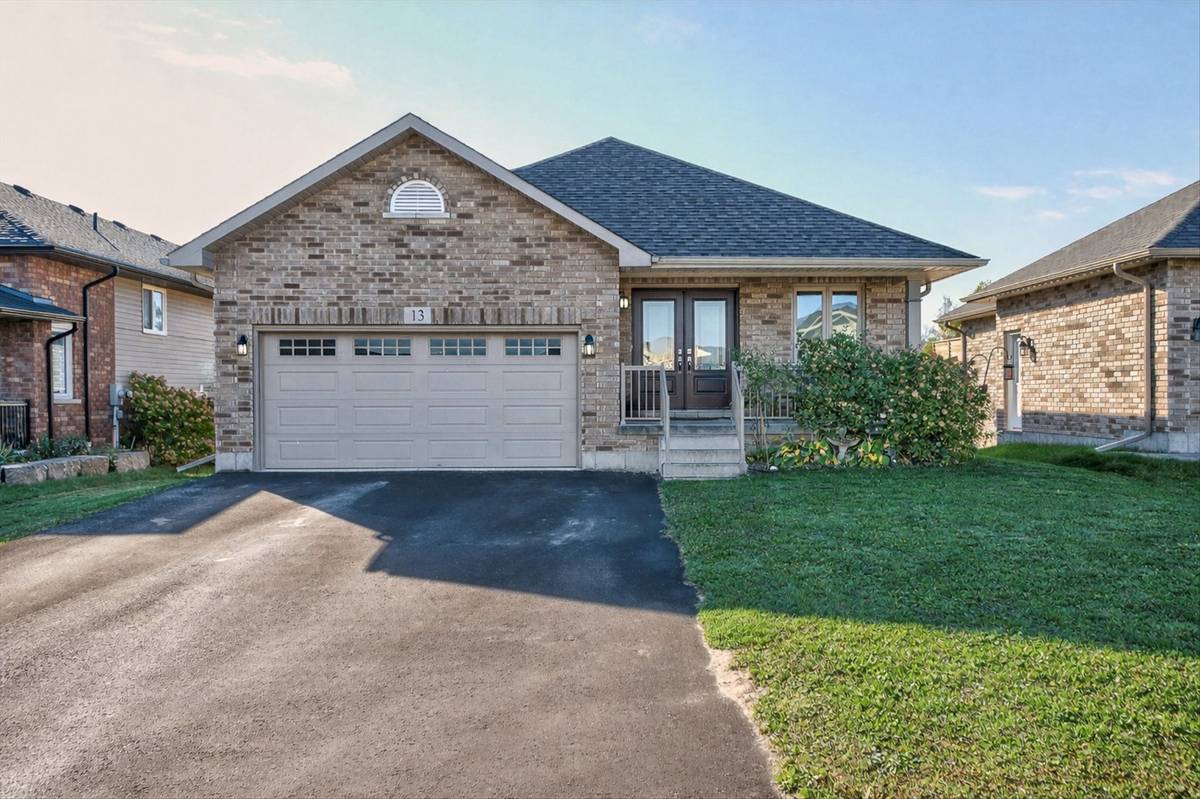 13 Millpond LN, Asphodel-norwood, ON K0L 2V0