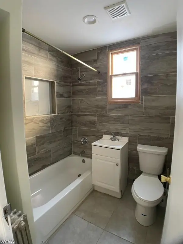 174 N 17th St #2, East Orange City, NJ 07017