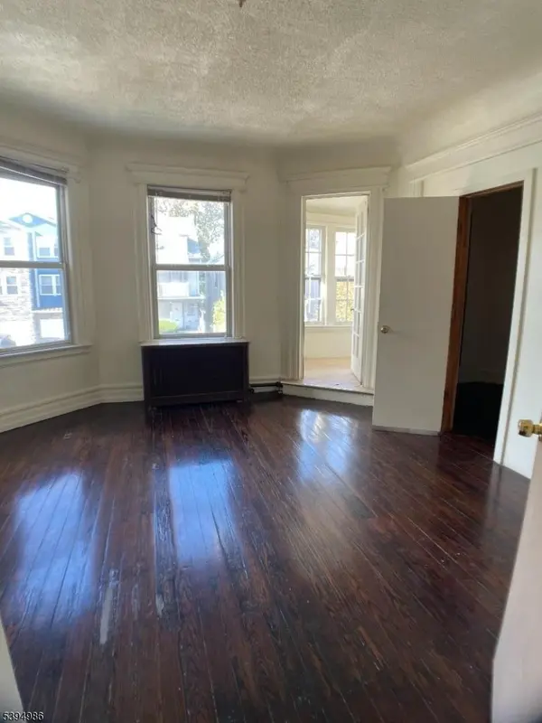 174 N 17th St #2, East Orange City, NJ 07017