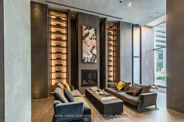 55 Charles ST E #3904, Toronto C08, ON M4Y 0J1