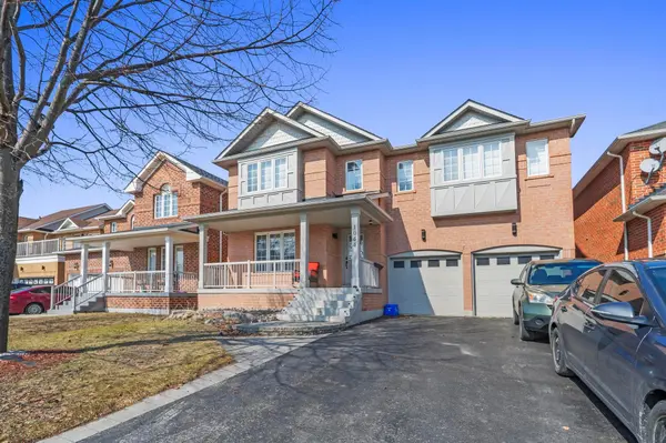 1044 Langford ST, Oshawa, ON L1K 2W1