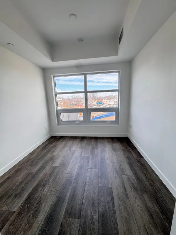 1635 Military TRL #220, Toronto E10, ON M1C 1B2