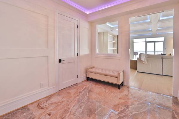 1477 Lakeshore RD #904, Burlington, ON L7S 1B5