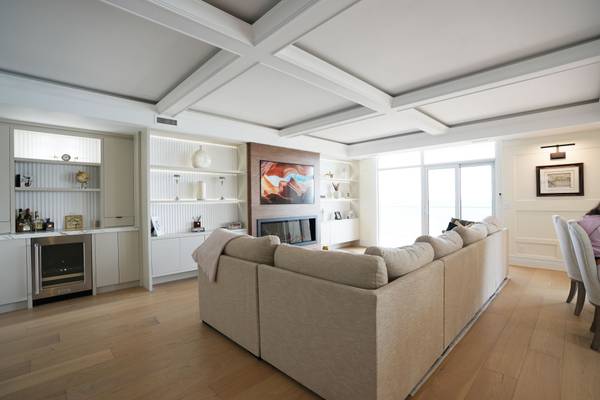 1477 Lakeshore RD #904, Burlington, ON L7S 1B5