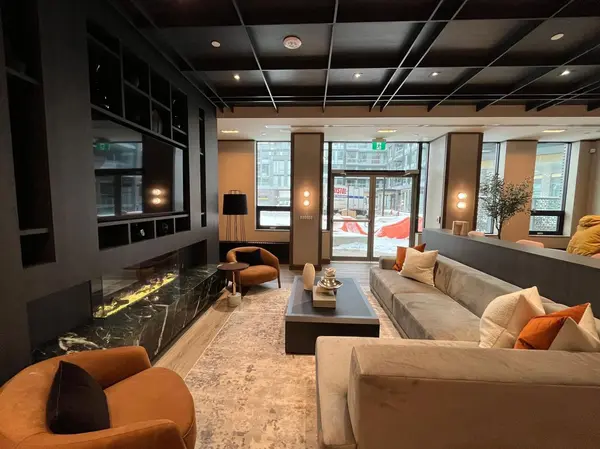 2501 Saw Whet BLVD S #425, Oakville, ON L6M 5N2