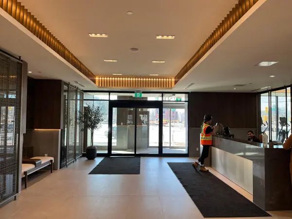 2501 Saw Whet BLVD S #425, Oakville, ON L6M 5N2