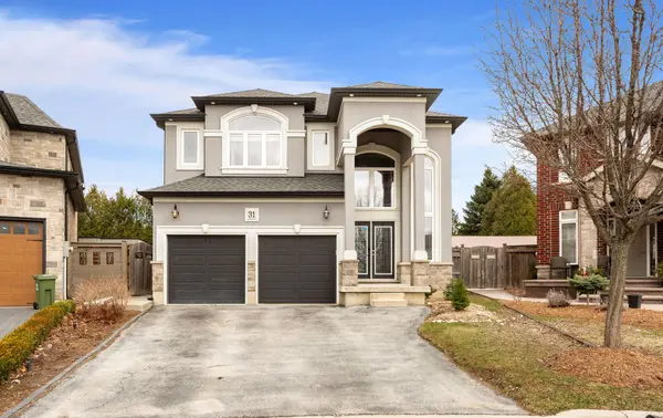 31 Rianna CT, Hamilton, ON L9B 0G3