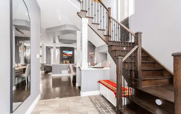 31 Rianna CT, Hamilton, ON L9B 0G3