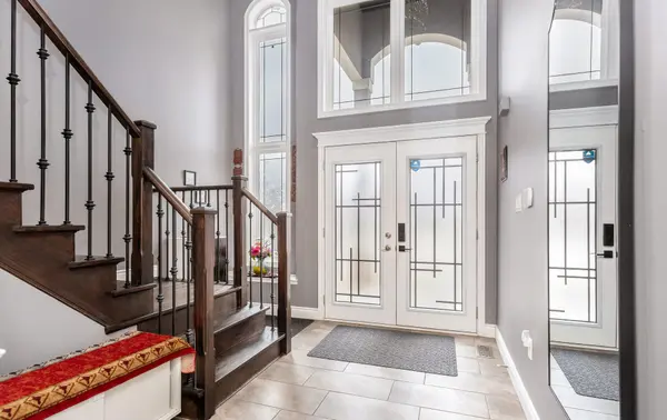 31 Rianna CT, Hamilton, ON L9B 0G3