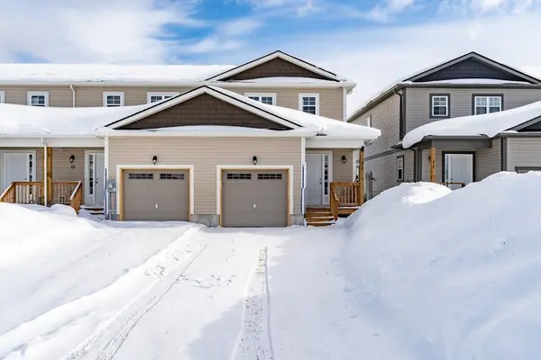 13 McConnell CRES, Bracebridge, ON P1L 0N7