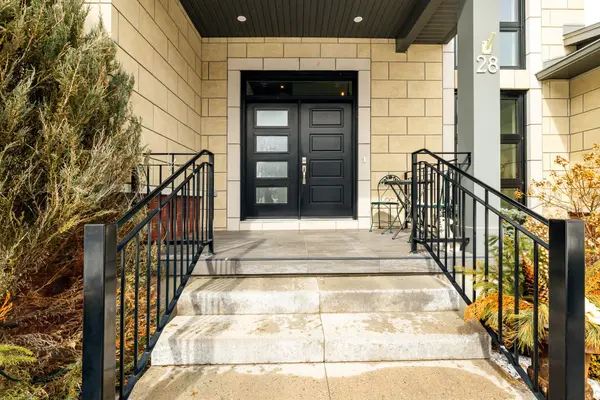 28 George ST, Westport, ON K0G 1X0