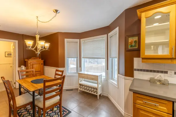 26 Shaw CRES, Huntsville, ON P1H 1T7